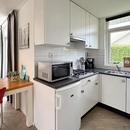 2 Bedroom Beautiful In Noordwijk