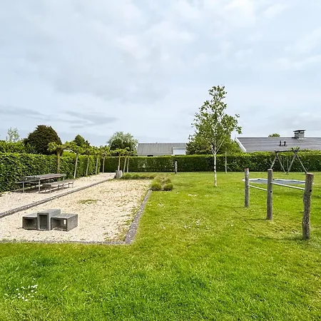 2 Bedroom Beautiful In Noordwijk