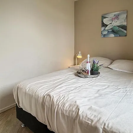 2 Bedroom Beautiful In